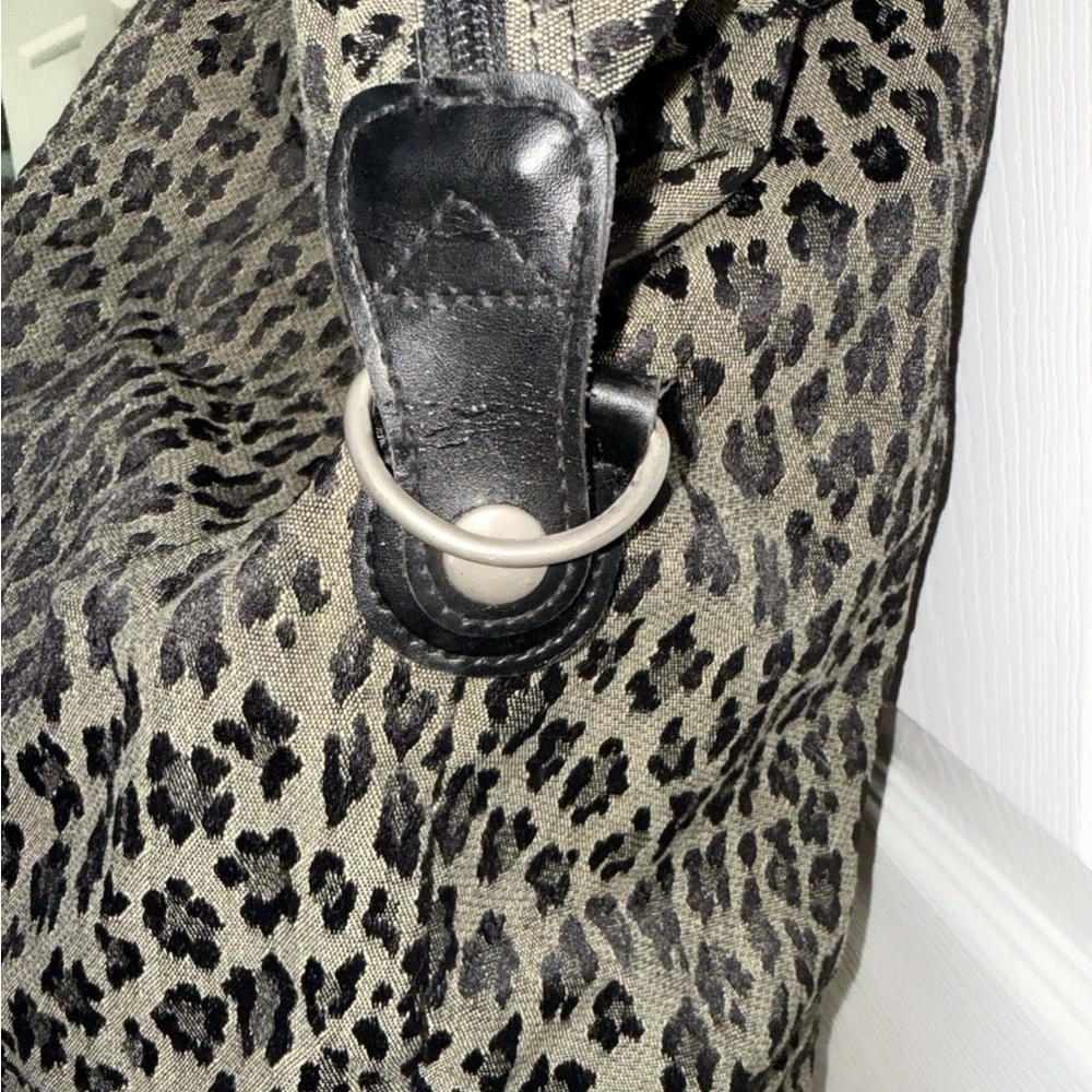 Diane von Furstenberg Leopard Print Large Tote Bag Black Handles DVF - Picture 4 of 7